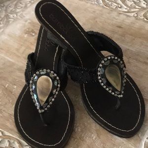 Bamboo54 sandal with rhinestone and faux abalone she’ll detail